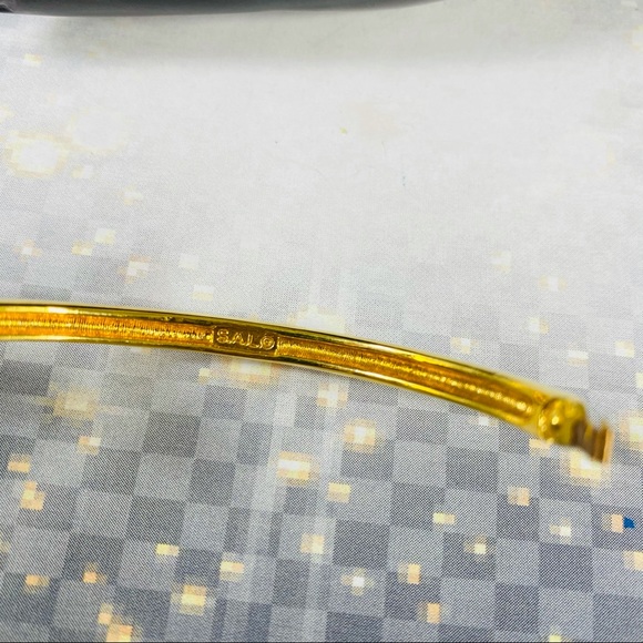 Gorgeous gold Salo clamp bangle bracelet with channel set clear CZ’s - Picture 5 of 5